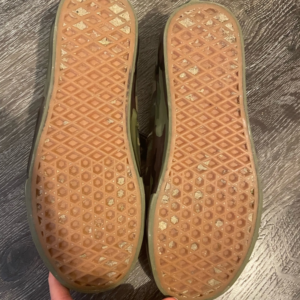 Vans Green and Brown Camouflage Sneakers - Picture 4 of 5